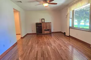 330 W 2nd S St, Chebanse, IL 60922 - Photo 13