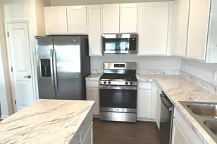 8533 Stillwater Rd, Wonder Lake, IL 60097 - Photo 3