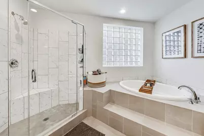 308 W Evergreen Avenue #2, Chicago, IL 60610 - Photo 13