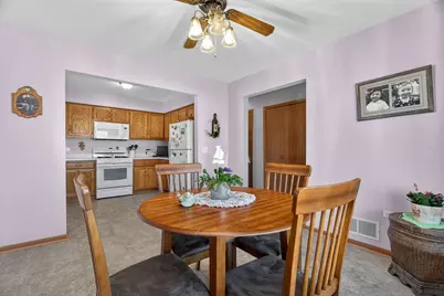 2700 Eagle Drive #2700, Joliet, IL 60436 - Photo 3
