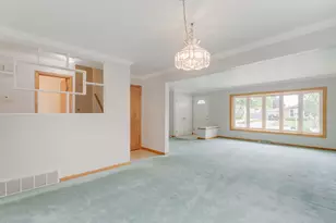 10116 Mulberry Ave, Oak Lawn, IL 60453 - Photo 3