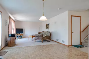 1094 Holly Dr, Antioch, IL 60002 - Photo 17