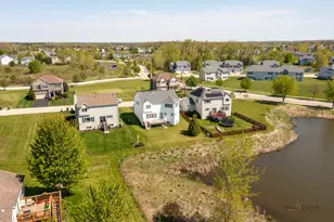 1094 Holly Dr, Antioch, IL 60002 - Photo 51