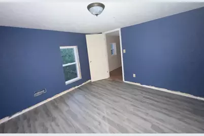 208 W Oak Street, Carrier Mills, IL 62917 - Photo 17