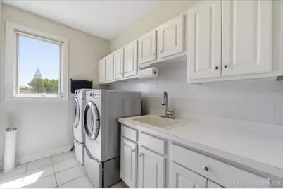 1914 N Ridge Avenue, Arlington Heights, IL 60004 - Photo 17