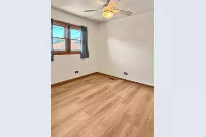11142 S Sawyer Avenue, Chicago, IL 60655 - Photo 11