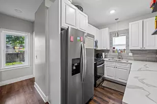 153 S 13th Ave, Maywood, IL 60153 - Photo 7