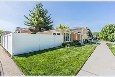 9858 S Springfield Avenue, Evergreen Park, IL 60805 - Photo 35