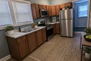 10423 S State St, Chicago, IL 60628 - Photo 7