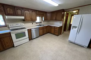 606 E Silk St, Mount Carroll, IL 61053 - Photo 11