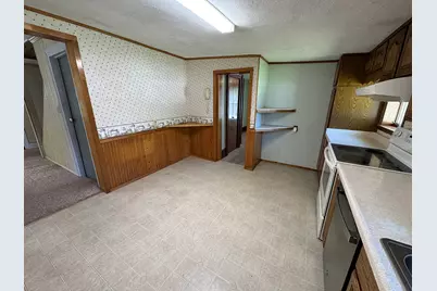 606 E Silk Street, Mount Carroll, IL 61053 - Photo 13