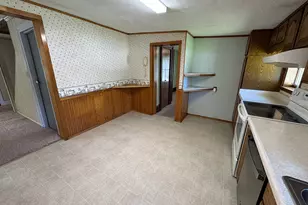 606 E Silk St, Mount Carroll, IL 61053 - Photo 13