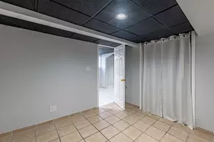 3838 W 64th St, Chicago, IL 60629 - Photo 27