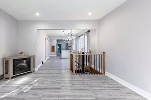 3838 W 64th St, Chicago, IL 60629 - Photo 5