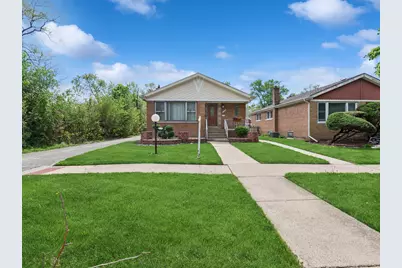256 Calumet Boulevard, Harvey, IL 60426 - Photo 3