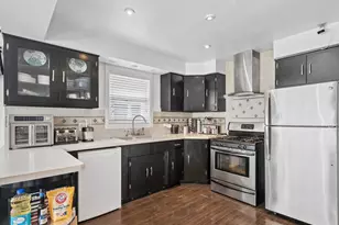 256 Calumet Blvd, Harvey, IL 60426 - Photo 9
