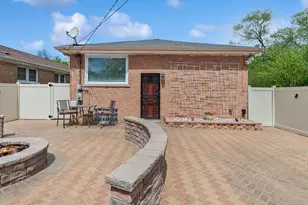 256 Calumet Blvd, Harvey, IL 60426 - Photo 5
