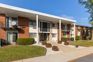 9500 Dee Rd, Des Plaines, IL 60016 - Photo 1