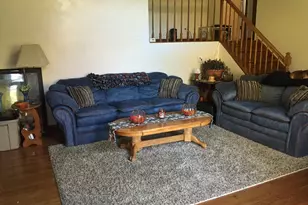 2027 Walnut Ave, Hanover Park, IL 60133 - Photo 5