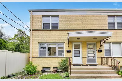 7911 North Avenue #F, River Forest, IL 60305 - Photo 1