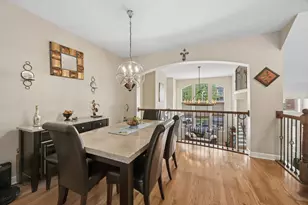 6635 W 64th Pl, Chicago, IL 60638 - Photo 5