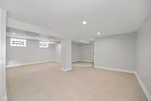 8115 S Troy St, Chicago, IL 60652 - Photo 13