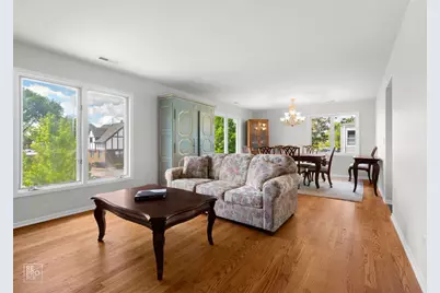 840 N Center Street, Naperville, IL 60563 - Photo 11