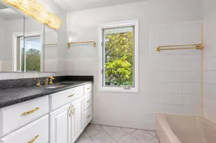 840 N Center St, Naperville, IL 60563 - Photo 15