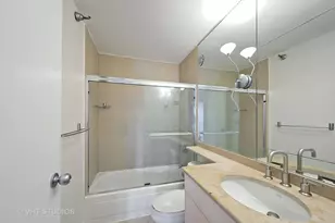 1122 N Clark St, Chicago, IL 60610 - Photo 13