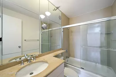 1122 N Clark Street #1806, Chicago, IL 60610 - Photo 9