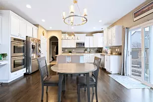 25947 Campbell Ln, Plainfield, IL 60585 - Photo 9