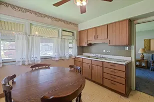 3218 Lincoln St, Franklin Park, IL 60131 - Photo 9