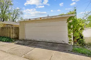 12400 S Lowe Ave, Chicago, IL 60628 - Photo 21