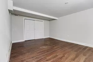 12400 S Lowe Ave, Chicago, IL 60628 - Photo 15