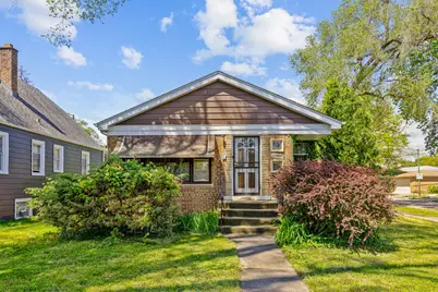 12400 S Lowe Avenue, Chicago, IL 60628 - Photo 1