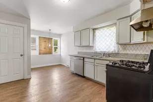12400 S Lowe Ave, Chicago, IL 60628 - Photo 5