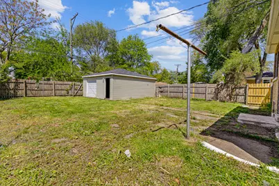 12400 S Lowe Avenue, Chicago, IL 60628 - Photo 19