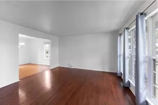 1237 E Greystone Dr, Round Lake Beach, IL 60073 - Photo 11