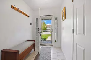 230 Wendy St, Sycamore, IL 60178 - Photo 5
