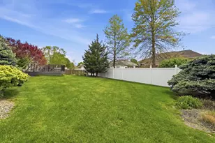 230 Wendy St, Sycamore, IL 60178 - Photo 51