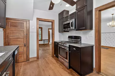 330 N Main Street, Glen Ellyn, IL 60137 - Photo 9