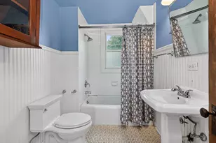 330 N Main St, Glen Ellyn, IL 60137 - Photo 15