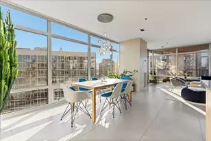 510 W Erie St, Chicago, IL 60654 - Photo 9