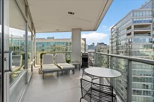 510 W Erie St, Chicago, IL 60654 - Photo 17