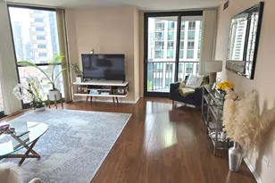 10 E Ontario St, Chicago, IL 60611 - Photo 5