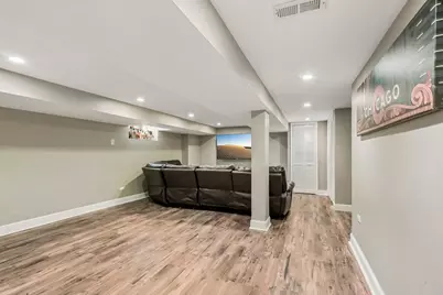 5742 S Rutherford Avenue, Chicago, IL 60638 - Photo 11