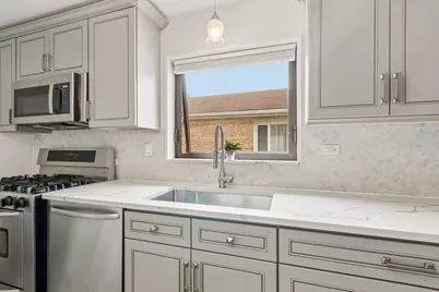 5742 S Rutherford Avenue, Chicago, IL 60638 - Photo 5