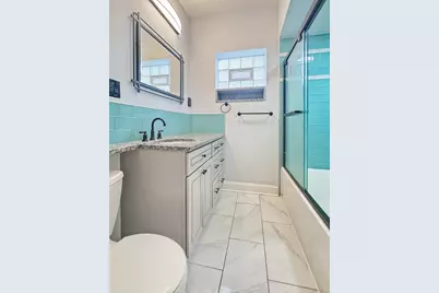 5322 W Cuyler Avenue #1, Chicago, IL 60641 - Photo 9