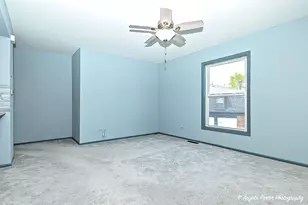 1402 Inverrary Ln, Deerfield, IL 60015 - Photo 11