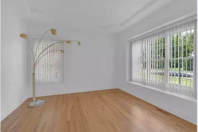 427 W Natoma Avenue, Addison, IL 60101 - Photo 5
